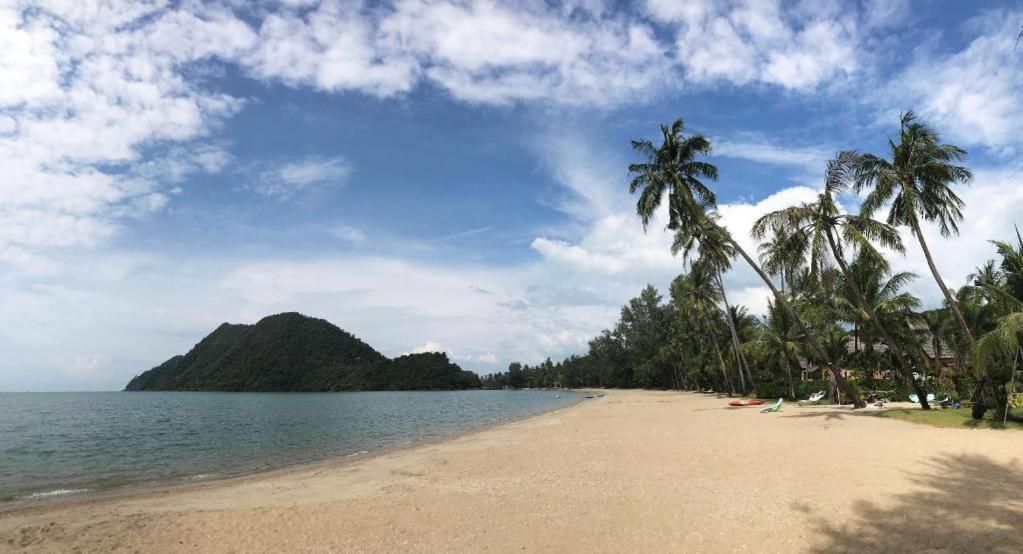 Oyo 1143 Phet Luran Thai Resort Kohchang Koh Chang Extérieur photo