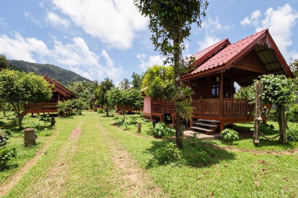 Oyo 1143 Phet Luran Thai Resort Kohchang Koh Chang Extérieur photo