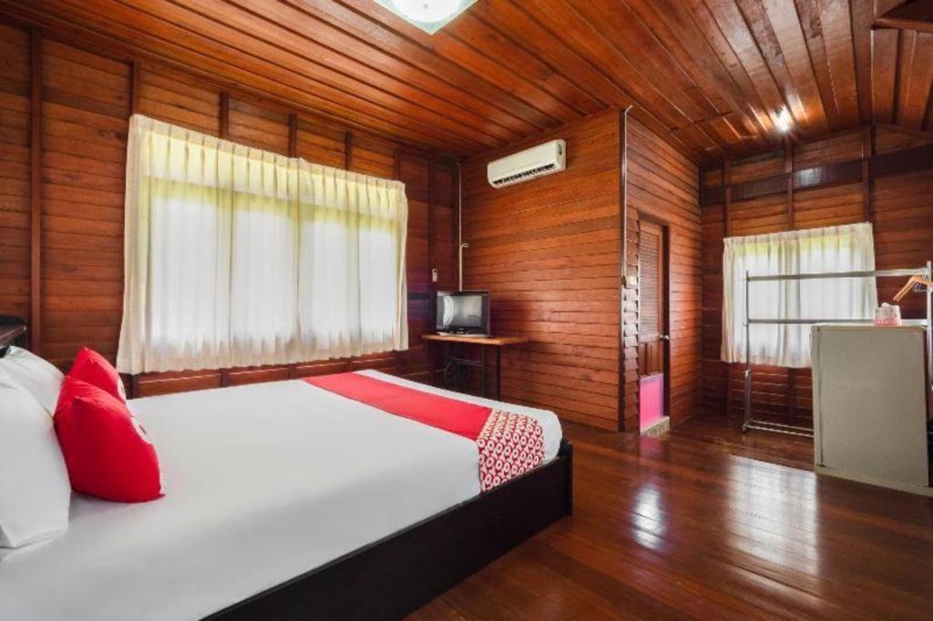 Oyo 1143 Phet Luran Thai Resort Kohchang Koh Chang Extérieur photo