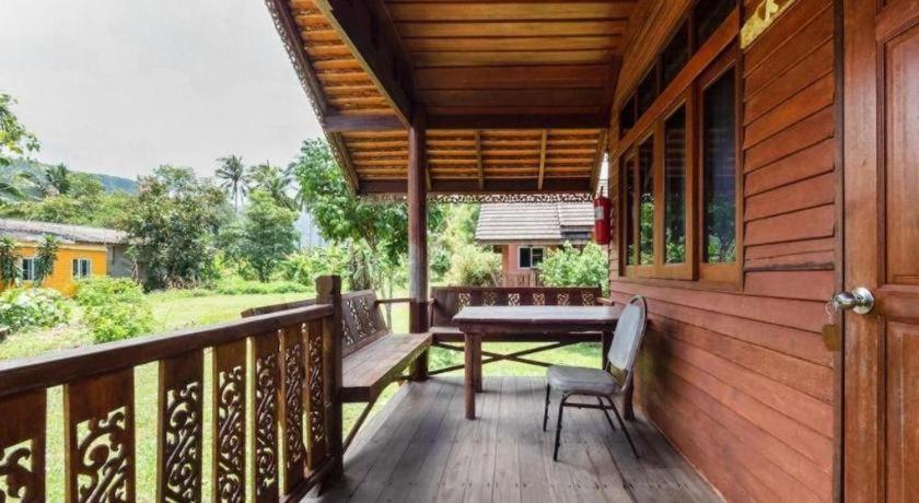 Oyo 1143 Phet Luran Thai Resort Kohchang Koh Chang Extérieur photo